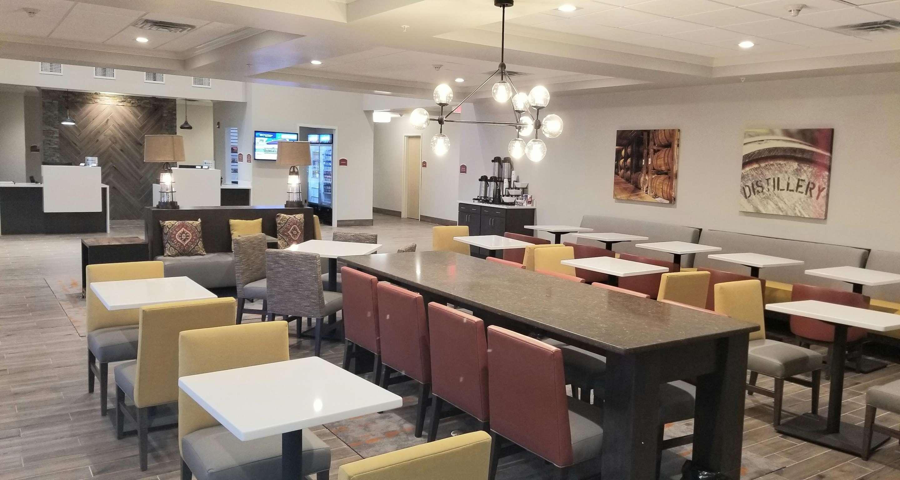 Best Western Plus Elizabethtown Inn & Suites Extérieur photo
